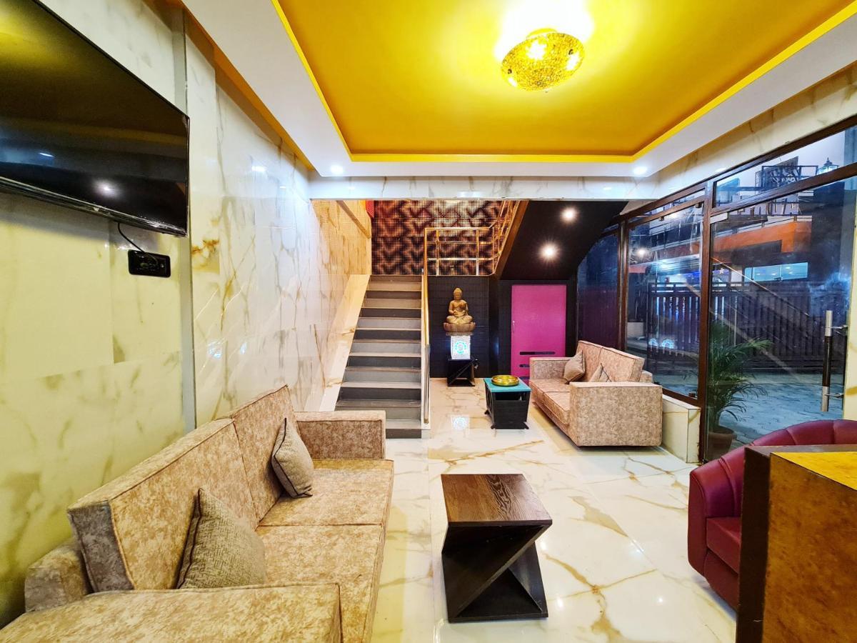 Hotel Aurelia Pearl Патна Экстерьер фото