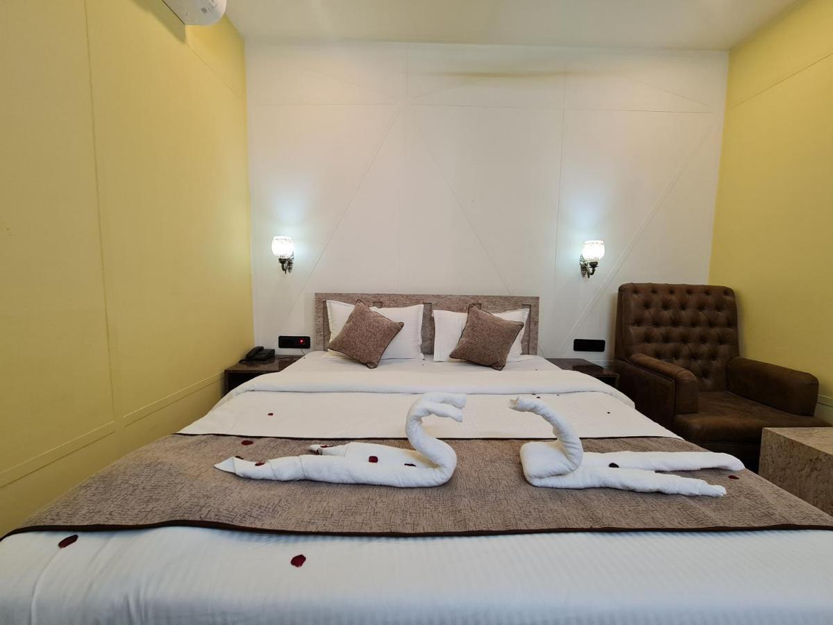 Hotel Aurelia Pearl Патна Экстерьер фото