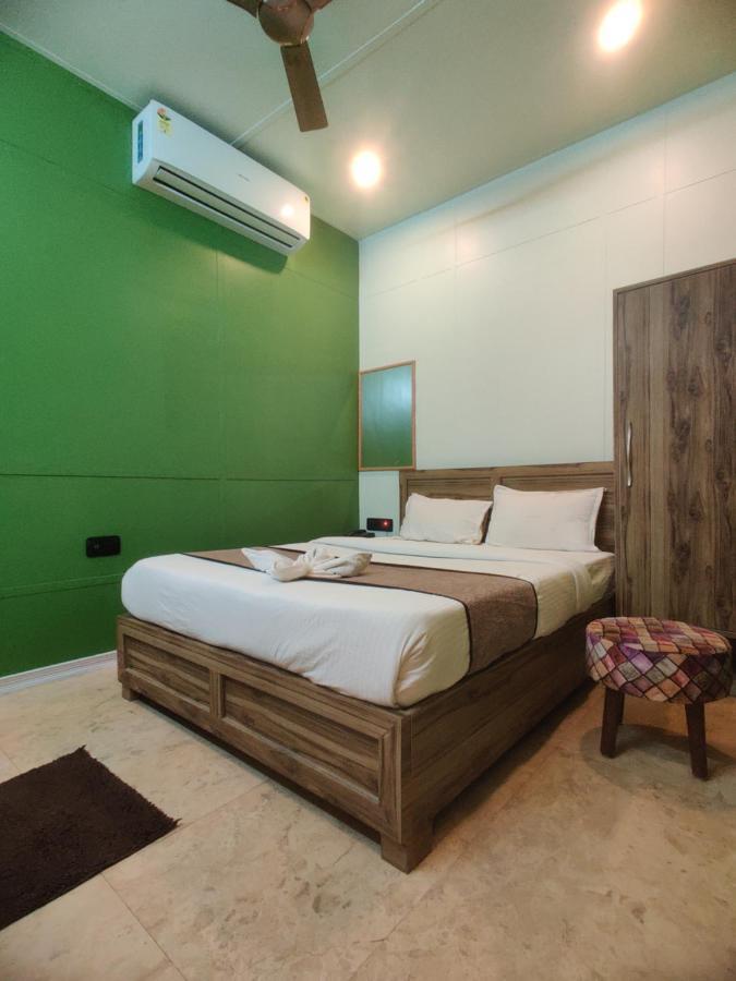 Hotel Aurelia Pearl Патна Экстерьер фото